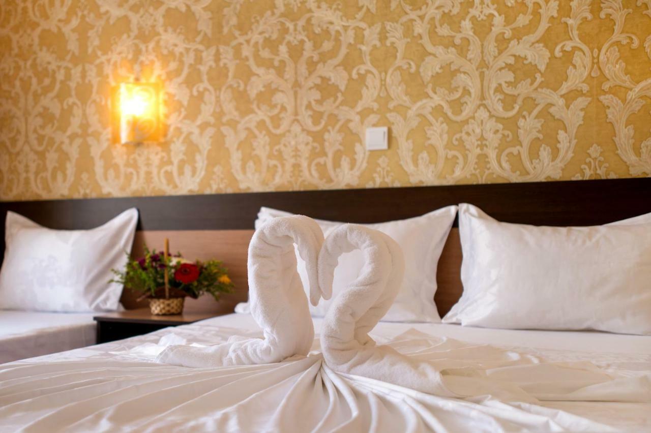 Hotel Iris 네세부르 외부 사진